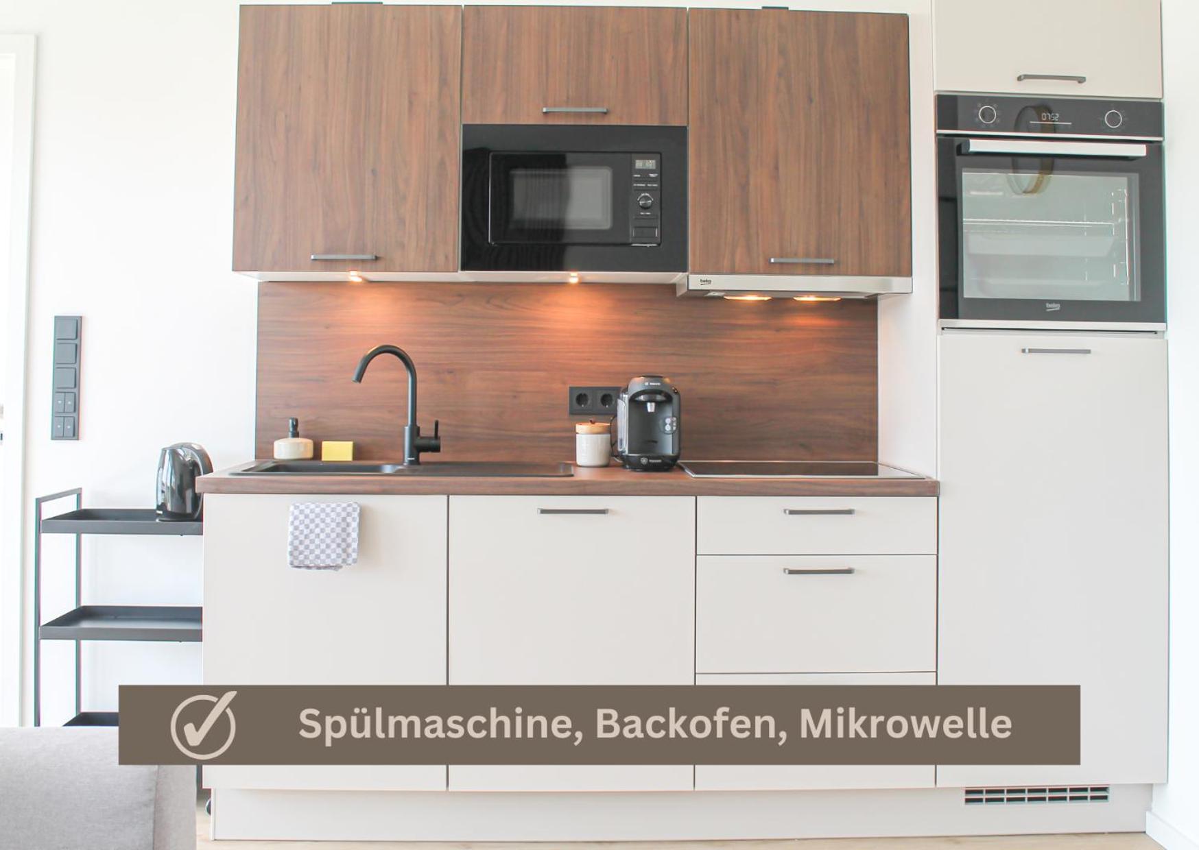 Special Apartment - Stadtnah, Balkon, Parkplatz, E-Ladestation, Gitterbox Fuer Fahrraeder, Fitnessstudio Coblenza Exterior foto